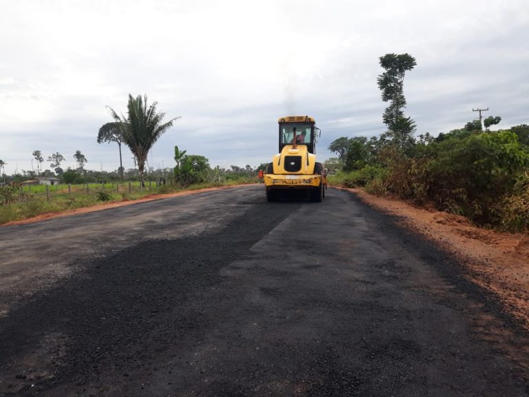 Deputado Alex Redano solicita operação tapa-buracos na RO-140, em Cacaulândia