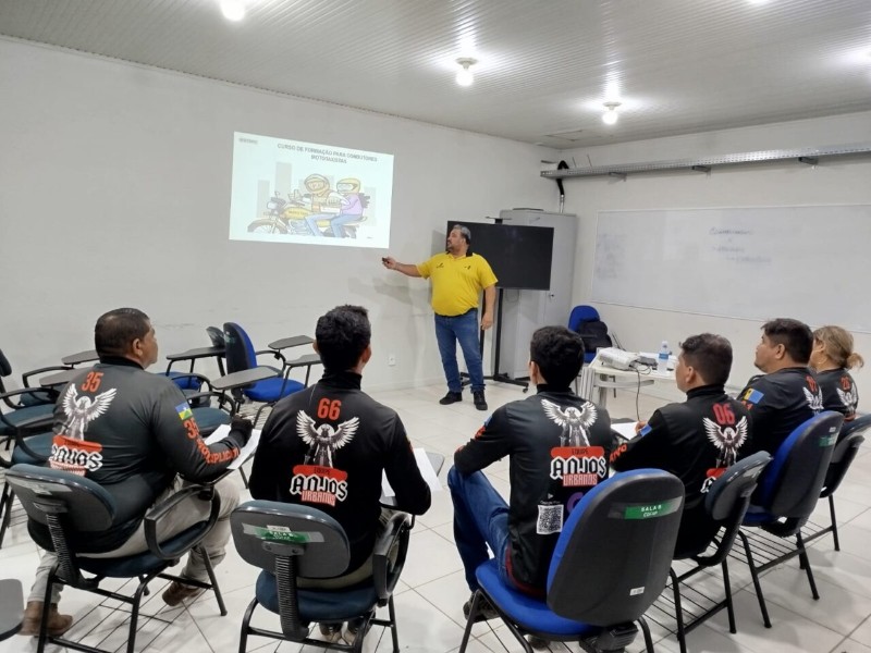 Com foco na segurança viária, governo de Rondônia promove curso de capacitação para mototaxistas