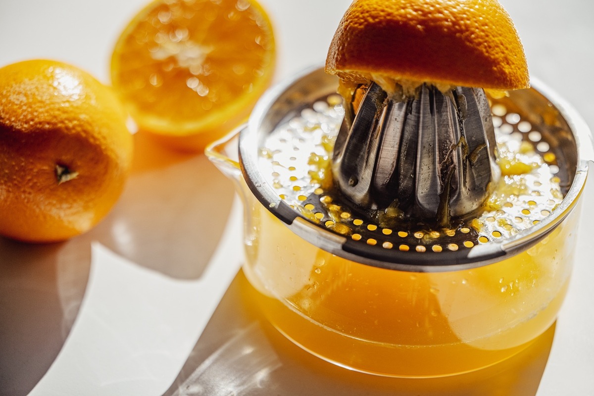 Suco de laranja é aliado da saúde cardiovascular, aponta estudo