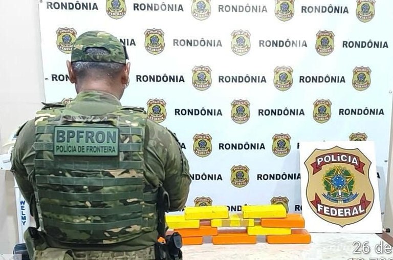 PF e BPFRON apreendem 10 kg de cocaína em área portuária de Guajará-Mirim/RO
