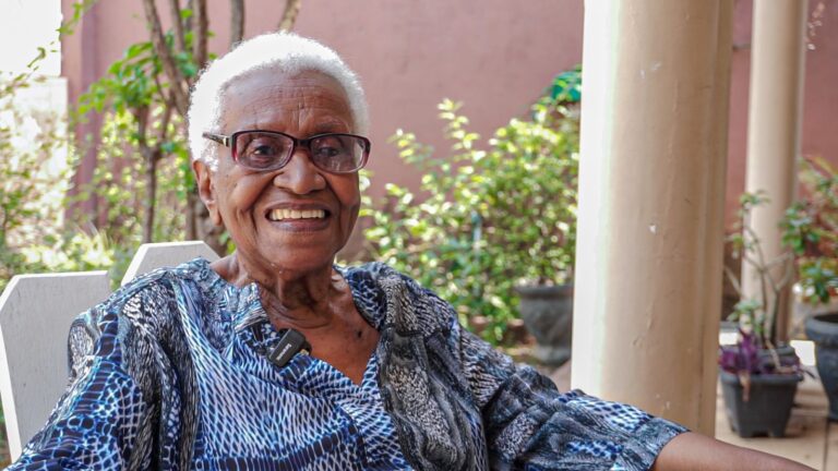 Nota de pesar – Úrsula Maloney