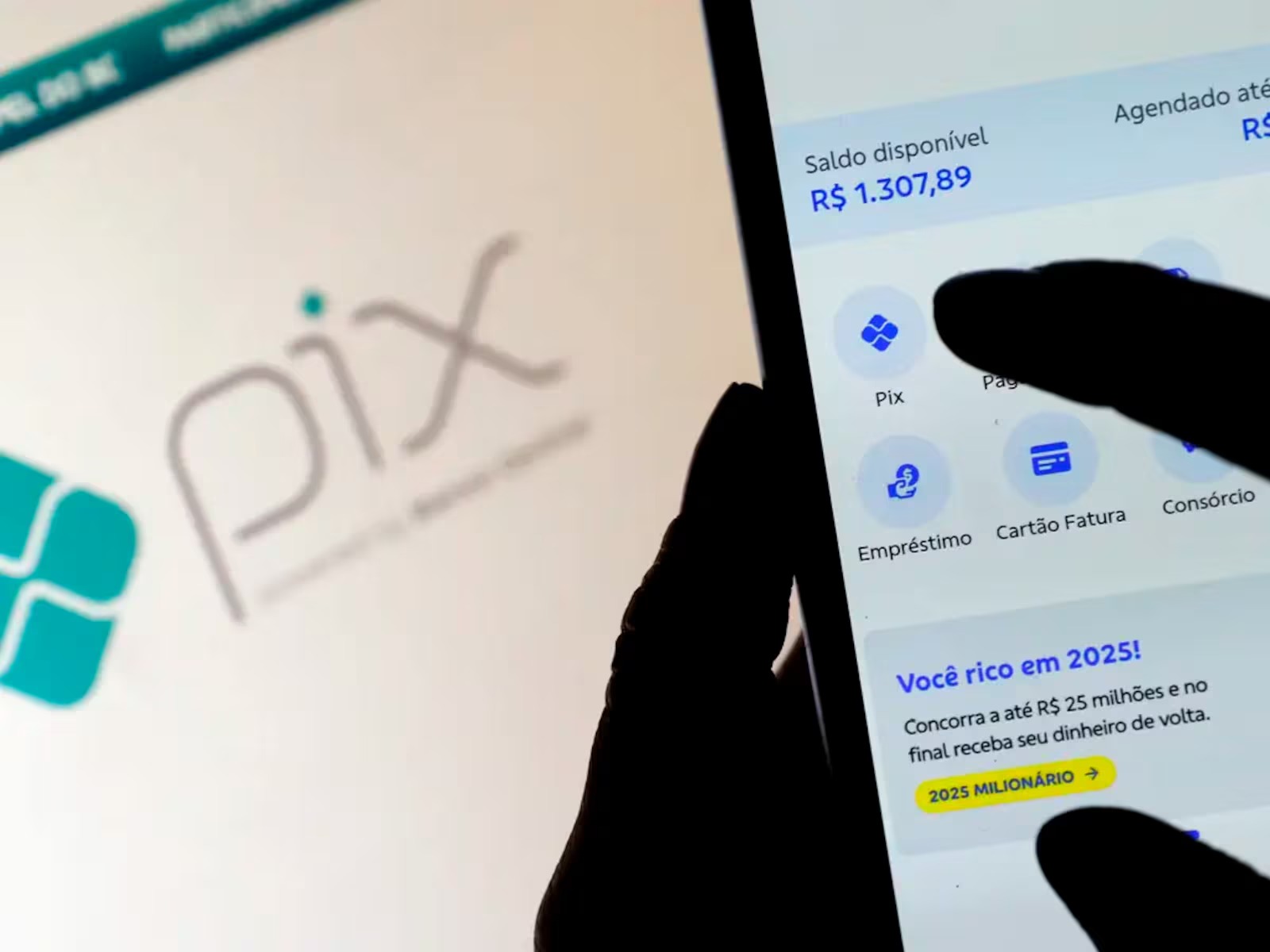 Pix Automático: prazo para bancos oferecerem serviço termina e BC vai supervisionar