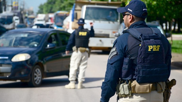 PRF em Rondônia realiza prisões pelos crimes de embriaguez ao volante e adulteração de sinais identificadores de veículo automotor