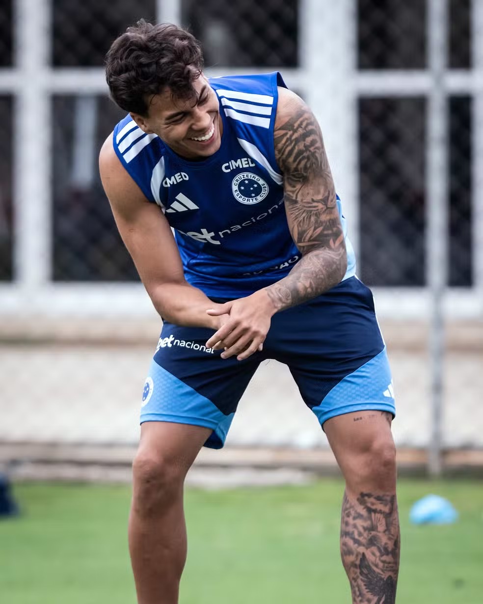 Cruzeiro anuncia renovação com Kaio Jorge, alvo do Flamengo