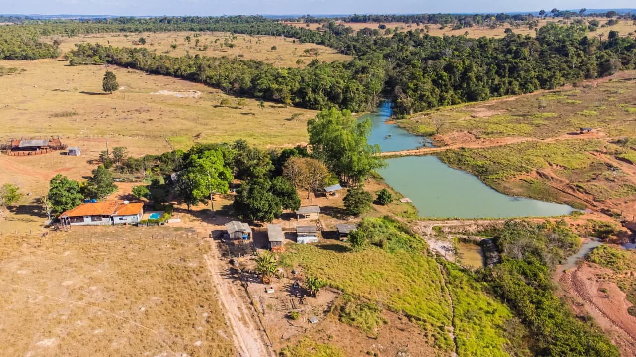Oportunidade Imperdível: Venda de Área de Terra em Cacoal!