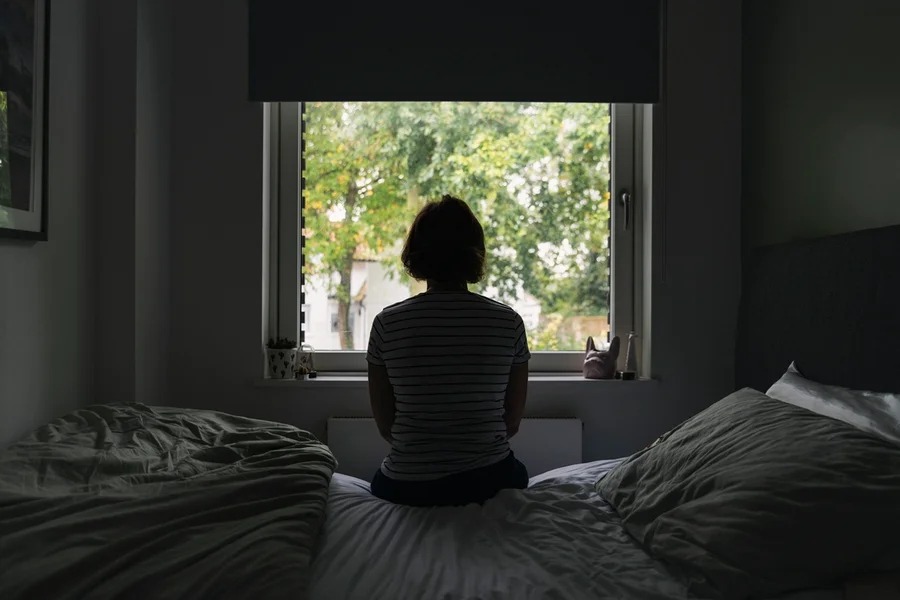 Mulheres têm carga genética mais alta para depressão, mostra estudo
