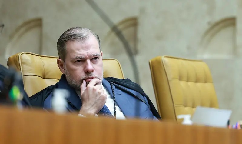 Toffoli impõe nova decisão à PF e reduz prazo para depoimentos do caso Master