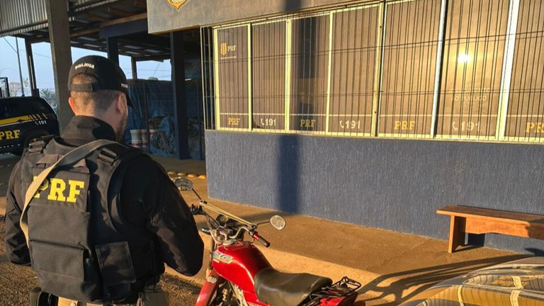 Operação da PRF apreende veículos irregulares