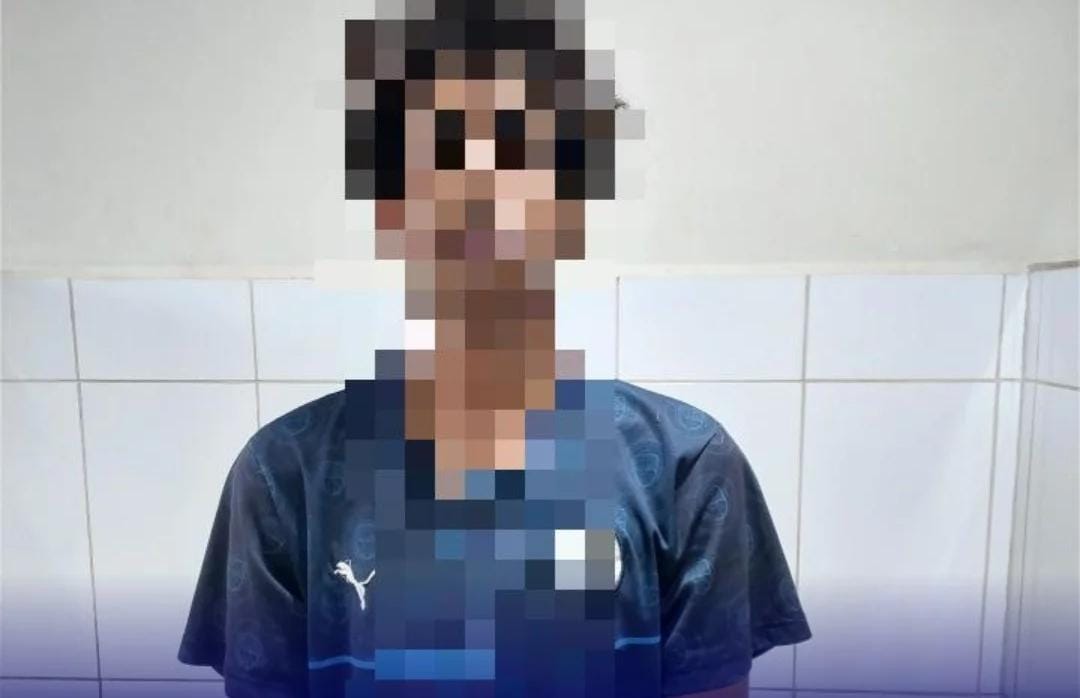 Condutor é abordado e material ilícito apreendido