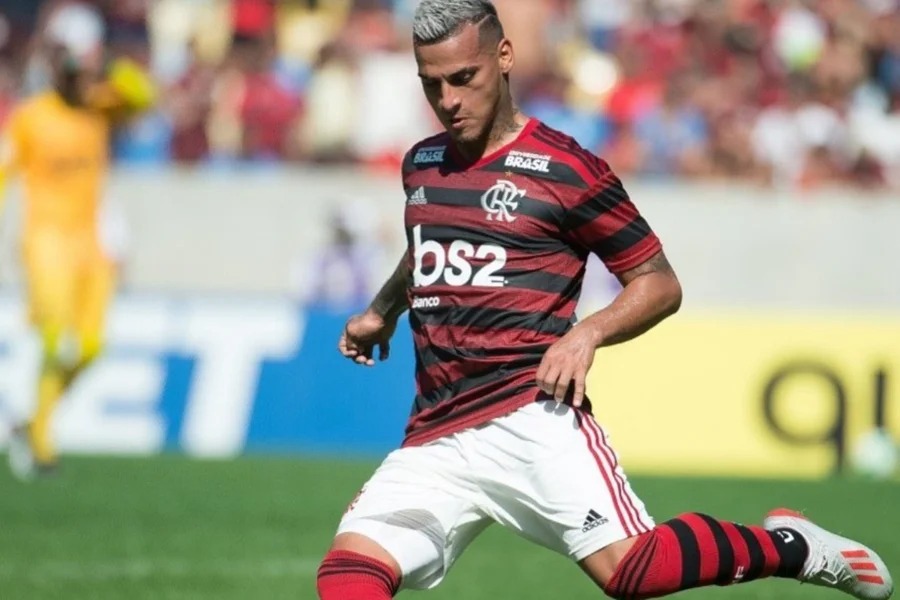 Ex-Flamengo e atletas são investigados por denúncia de violência sexual