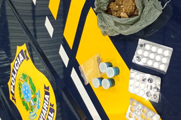 PRF em Rondônia apreende anfetaminas e drogas com caminhoneiro na BR-364