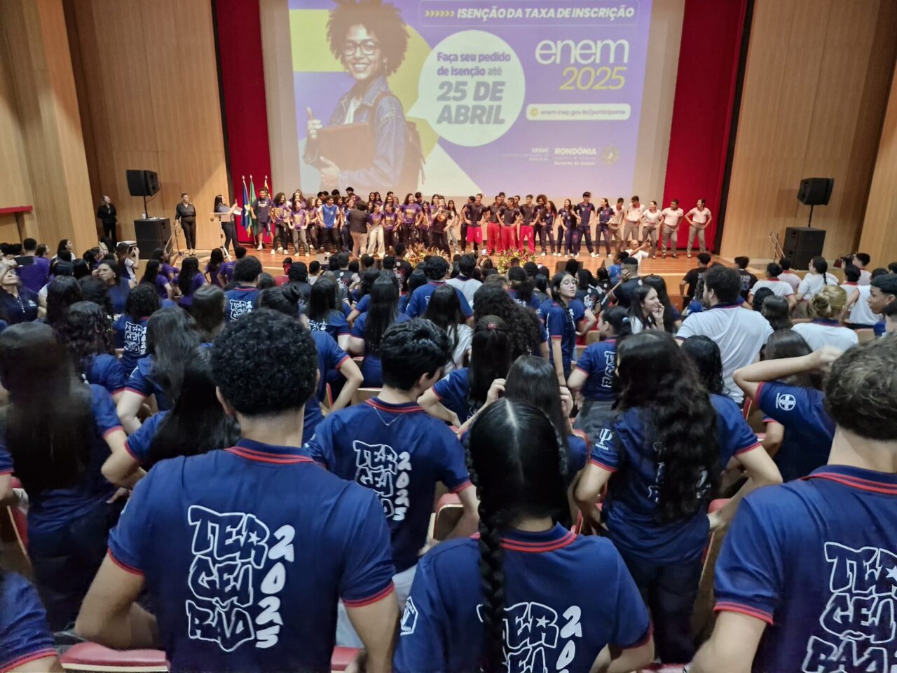 Redação do Enem evidencia desempenho de alunos de Ariquemes