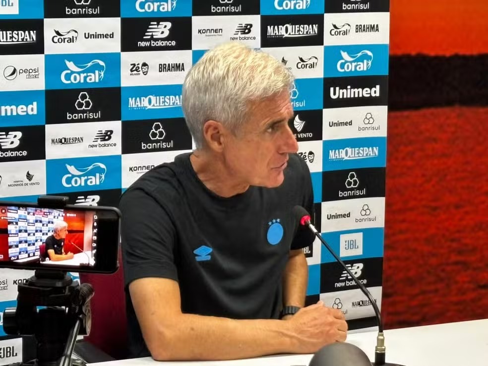 Comentário de Luís Castro repercute após derrota do Grêmio