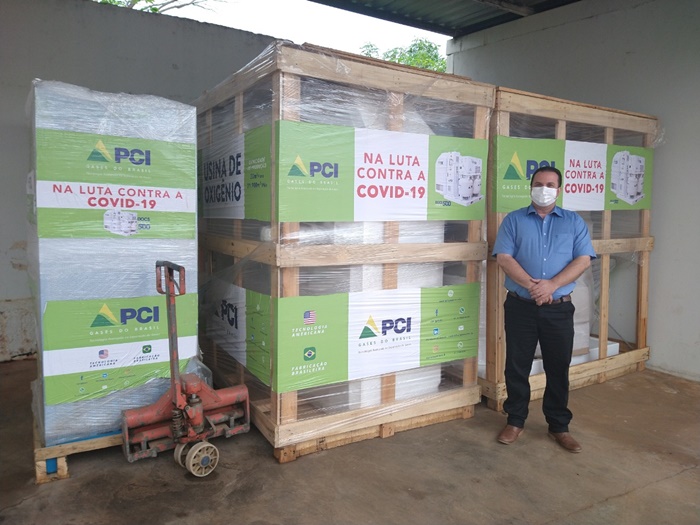 Presidente da Câmara Municipal de Jaru, acompanha a chegada de mais uma usina de oxigênio para o município