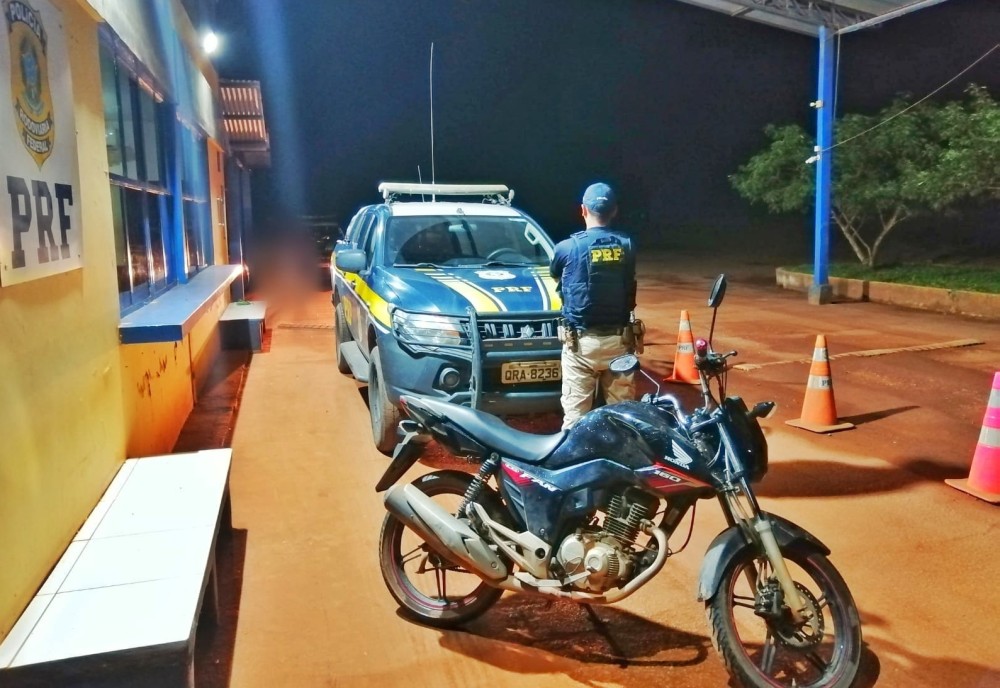 PRF recupera moto roubada menos de 24h após o crime, em RO