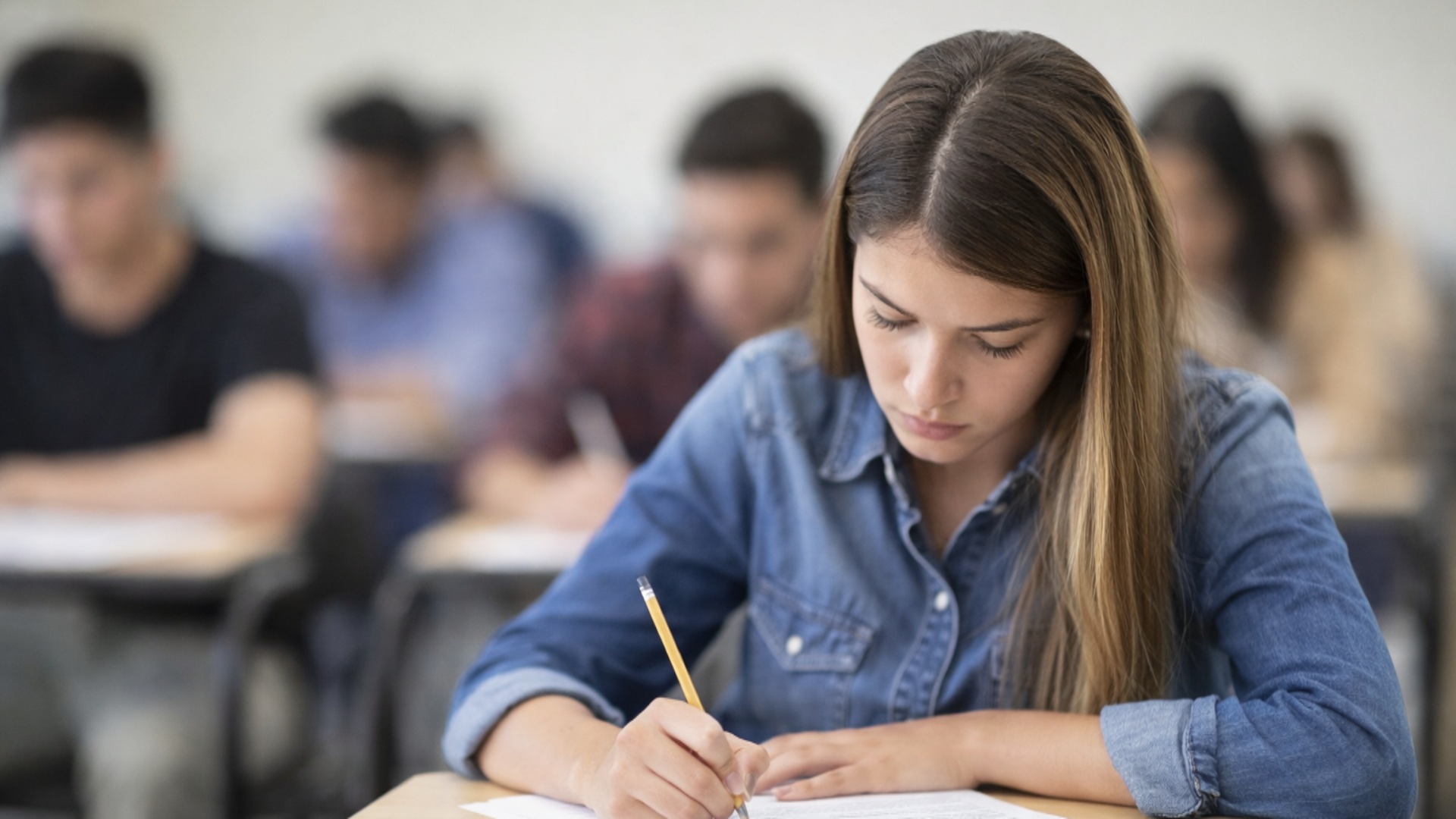 Prefeitura de Ji-Paraná anuncia concurso público com mais de 280 vagas e salários de até R$ 10 mil