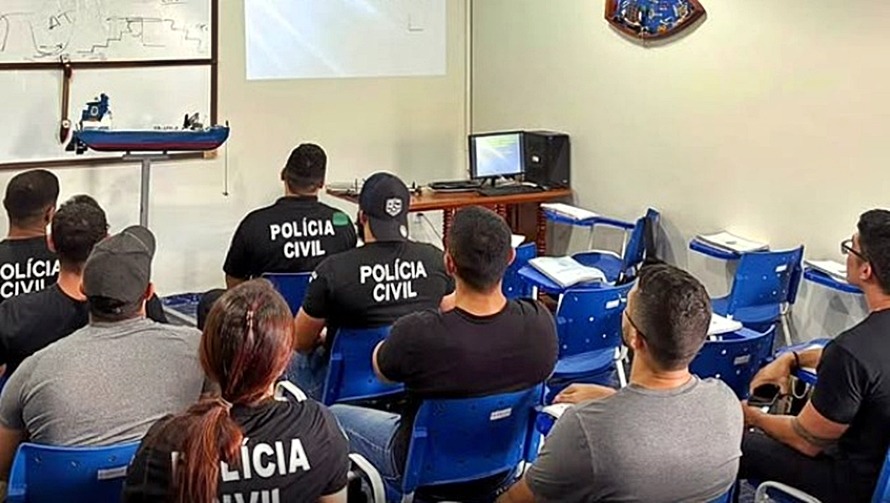 Curso da Marinha fortalece patrulhamento fluvial