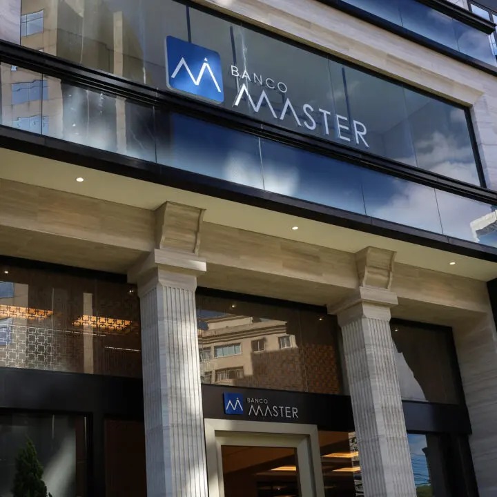 Alerta prévio do BC antecedeu liquidação