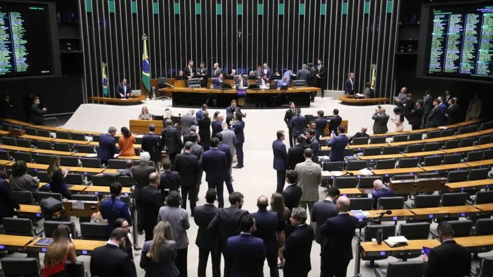 Câmara aprova instituto e impulsiona empregos