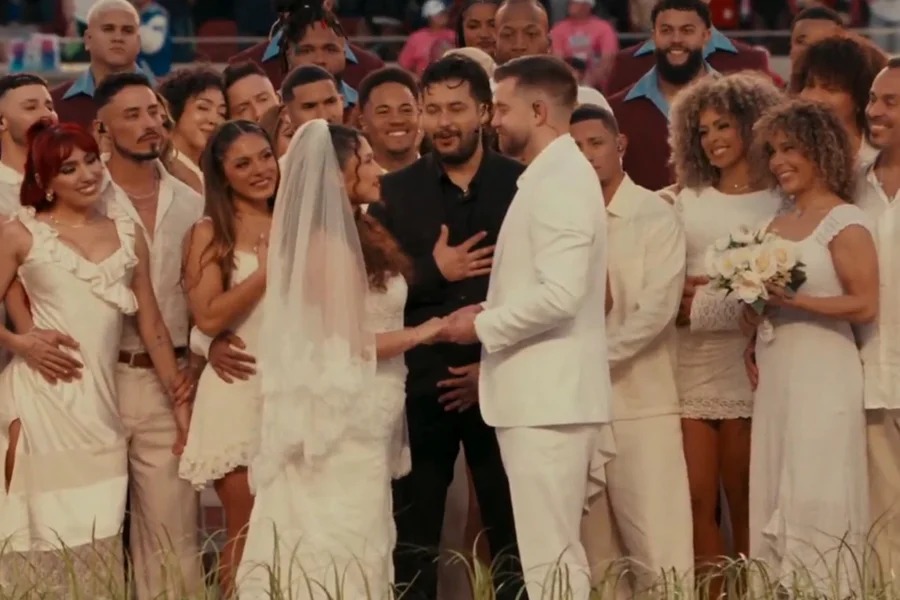 Cerimônia no show de Bad Bunny gera dúvidas