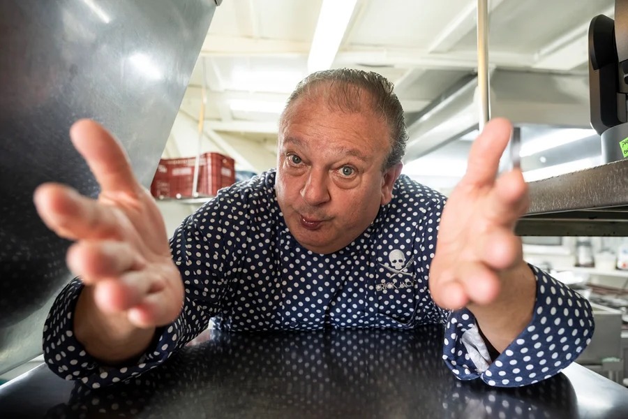 Inseto causa pânico ao entrar em roupa feminina