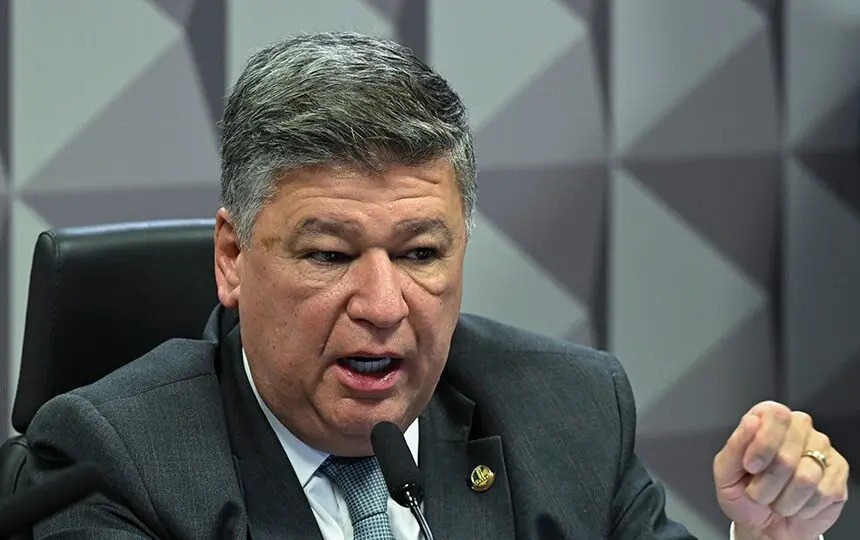 Recurso contesta decisão que dispensa comparecimento à CPMI