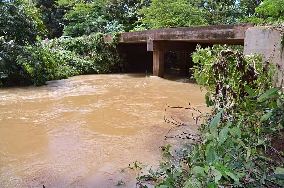 Cacoal segue em alerta com níveis elevados dos rios que cortam o município
