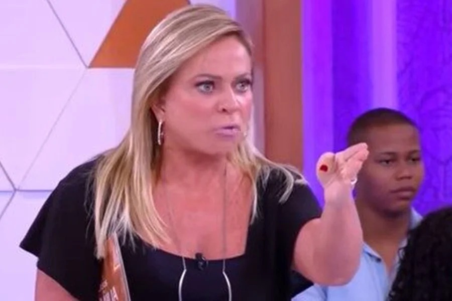 SBT fala sobre rumores envolvendo Christina Rocha