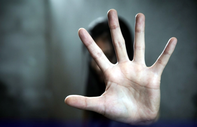 Homem é preso após agredir ex-companheira em via pública no bairro Novo Horizonte, em Cacoal