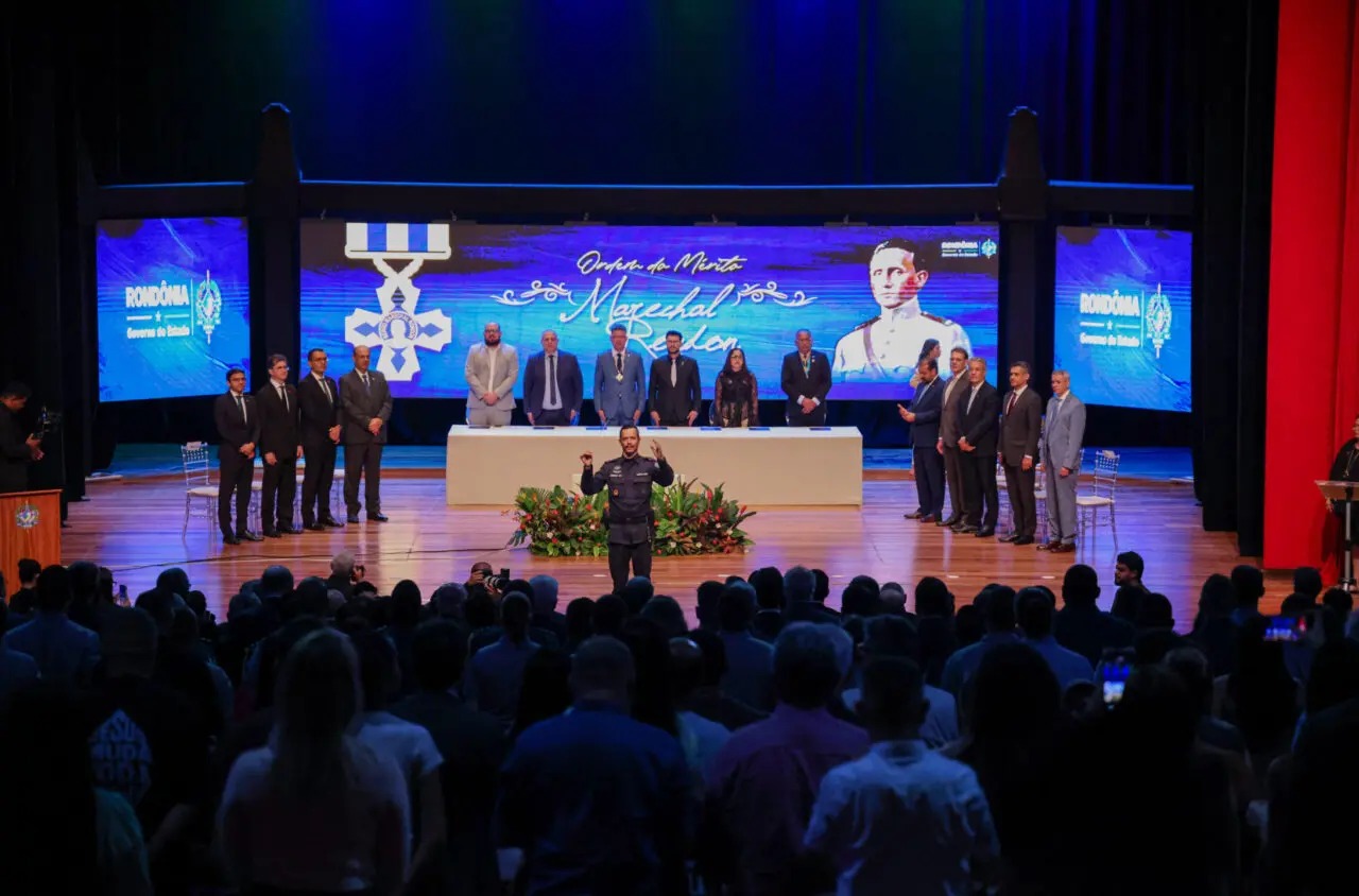 Cerimônia reúne 146 agraciados com Ordem de Mérito