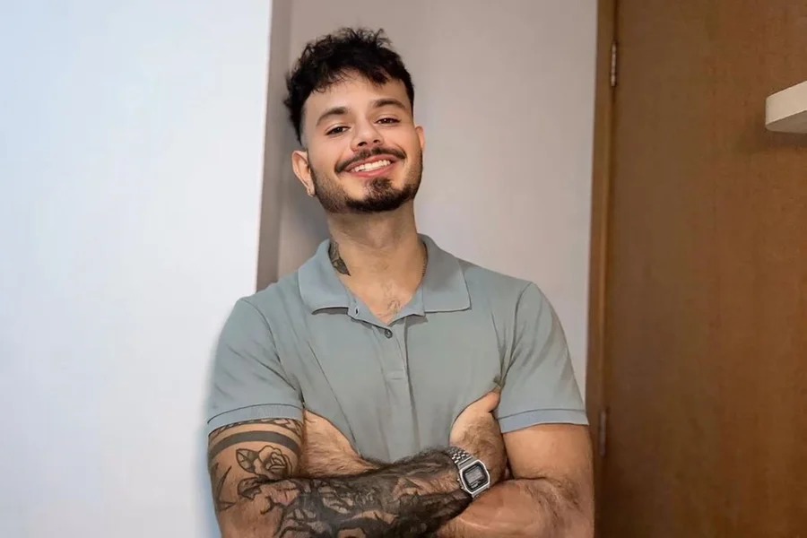 Mancha que cresceu rápido levou jovem a descobrir câncer