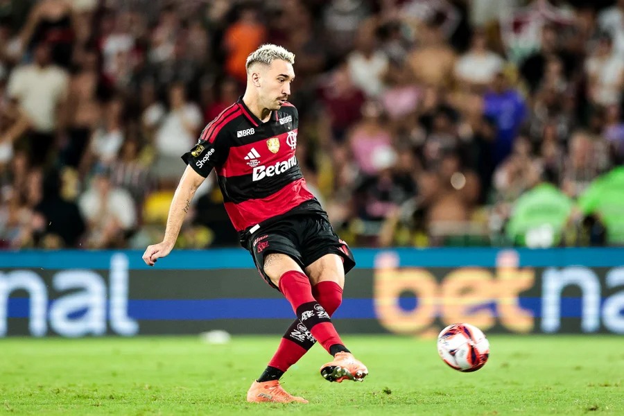 Léo Ortiz chama saída de Filipe Luís de desrespeito