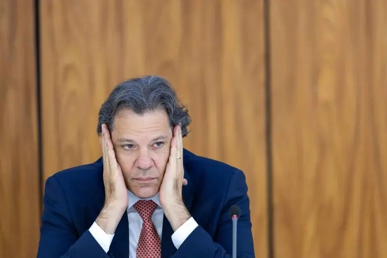 Gestão de Haddad termina sob críticas fiscais
