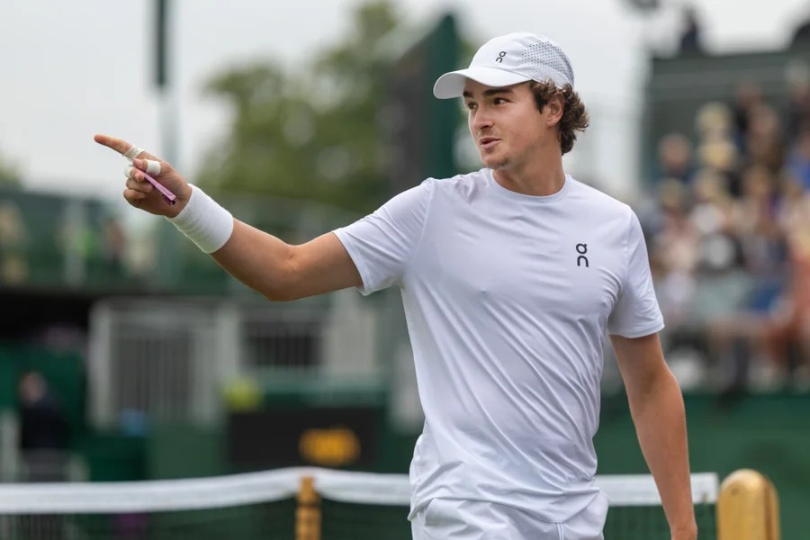 Atuação de João Fonseca repercute na imprensa mundial