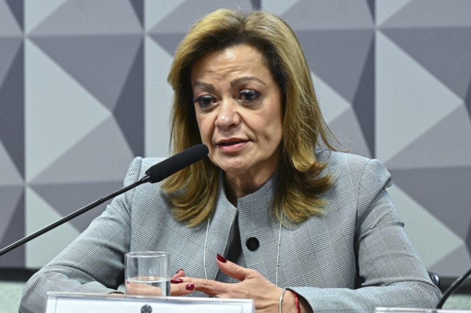 Ex-presidente de aposentados é presa pela PF