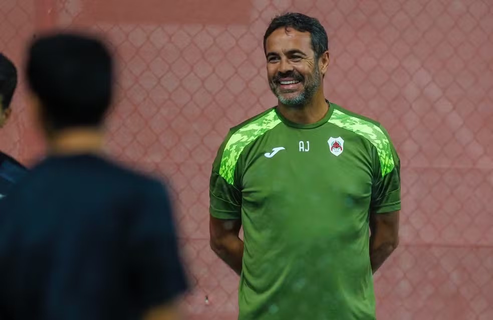 Negociação entre Cruzeiro e Artur Jorge evolui