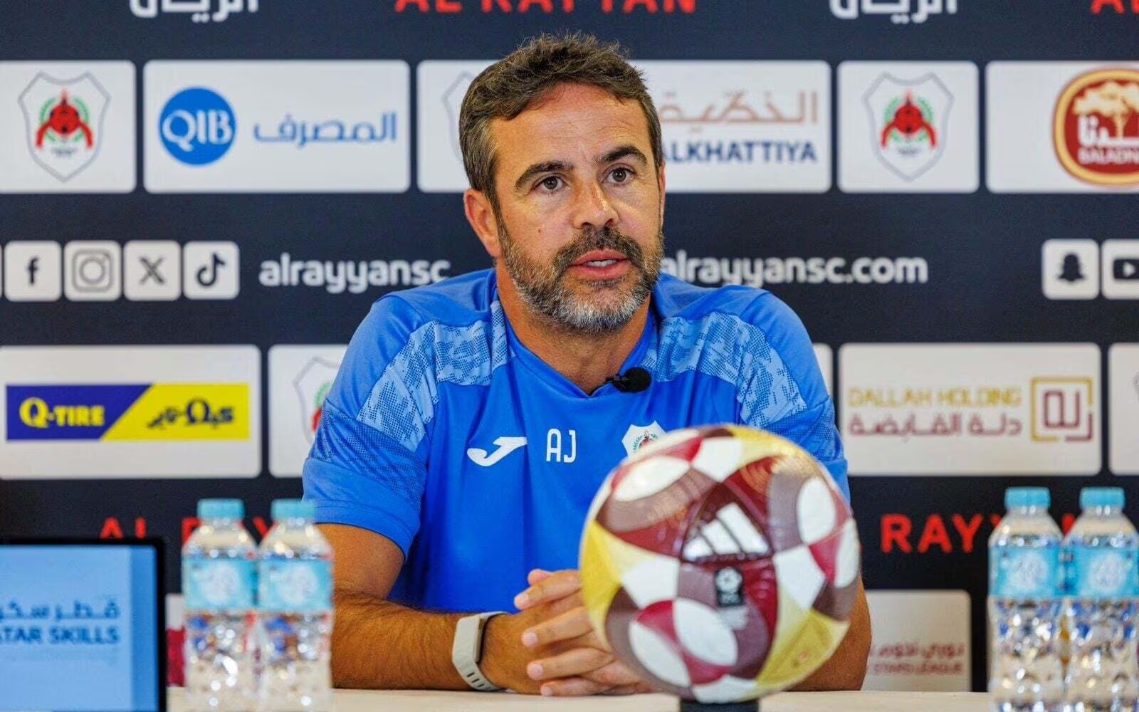 Negociação entre Cruzeiro e Al-Rayyan por Artur Jorge avança