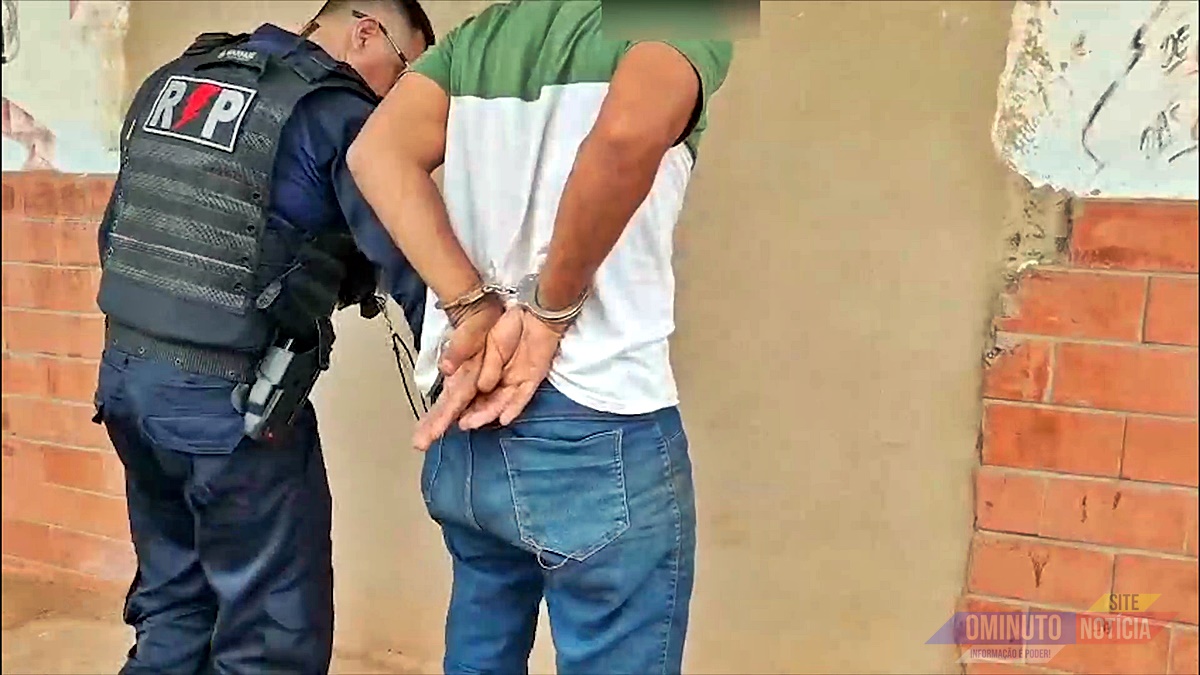 Homem é preso após incendiar residência com esposa e filhas dentro em Porto Velho