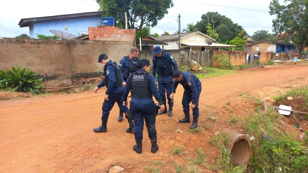 (Vídeo) Polícia Militar prende suspeito de tentativa de homicídio, no setor 04, em Jaru, RO