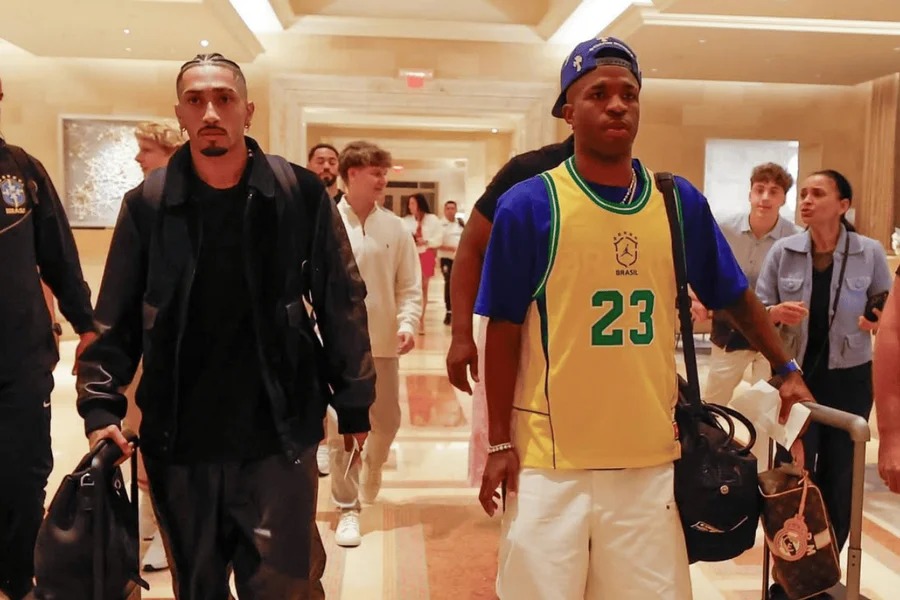 Jogadores se apresentam para amistosos da seleção brasileira