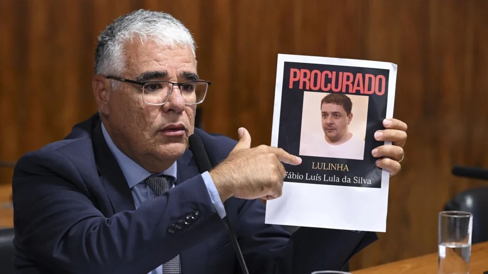 Investigação da PF apura ligação de Lulinha com esquema