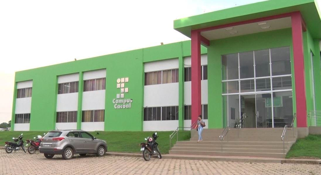 IFRO Cacoal abre edital para contratação de profissionais no projeto Mulher de Fibra