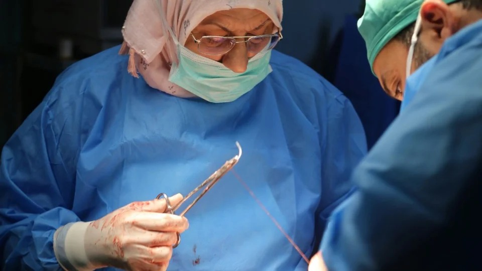 Instrumentador cirúrgico pode deduzir despesas no IR? Entenda