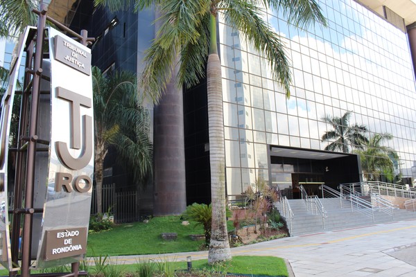 Deputados estaduais aprovam projeto de recomposição salarial para servidores do TJ-RO