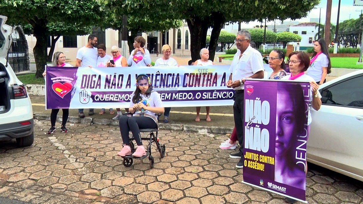 Passeata em Cacoal mobiliza mulheres e autoridades no combate à violência e ao feminicídio