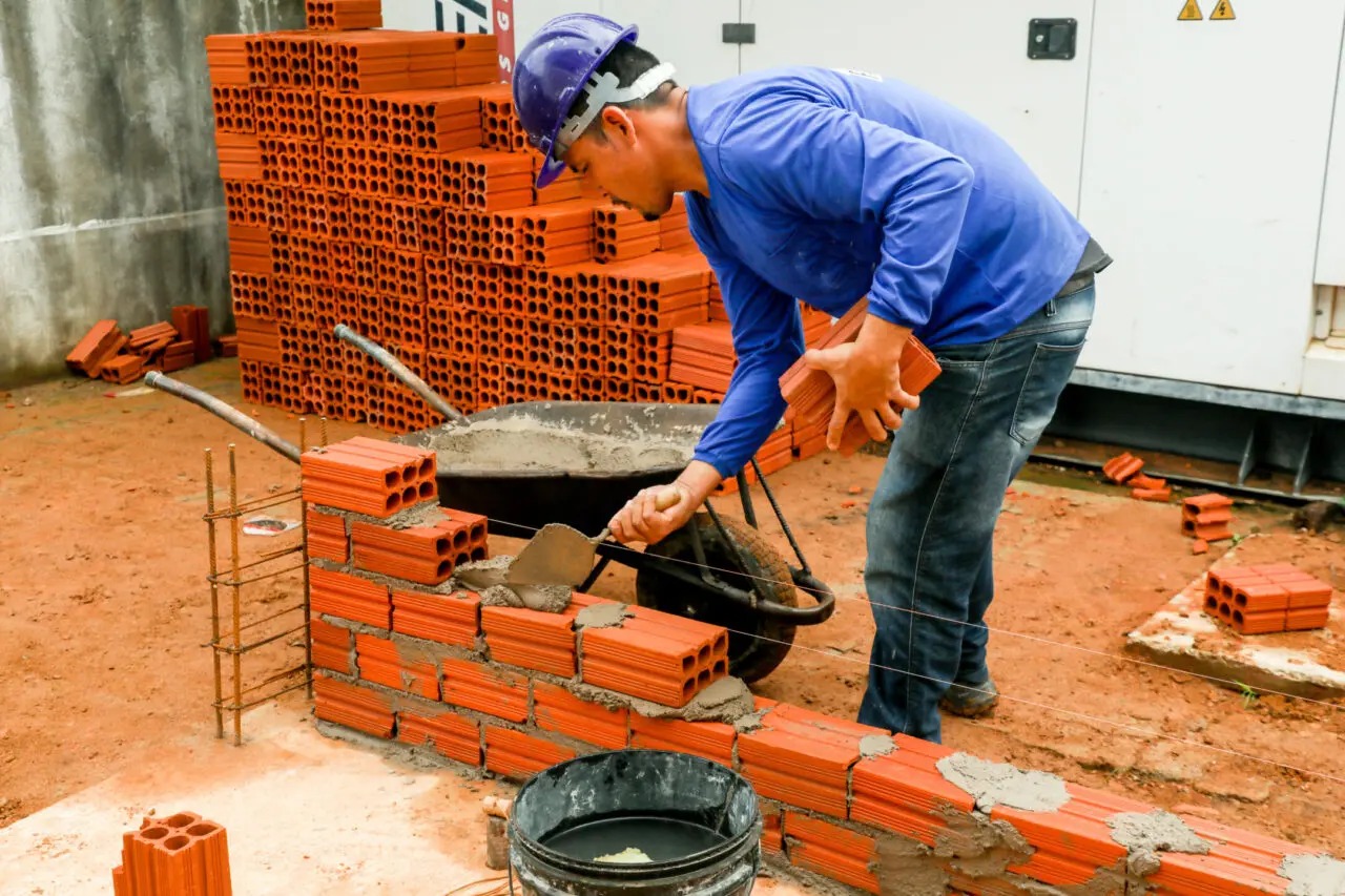 Semana começa com mais de 2 mil vagas de emprego em Rondônia