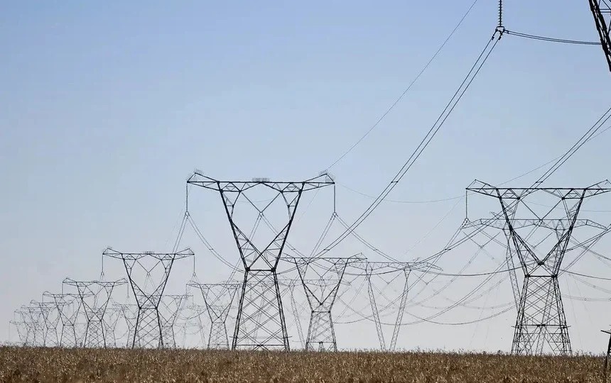 Preços de energia avançam mais de 100% no mercado livre