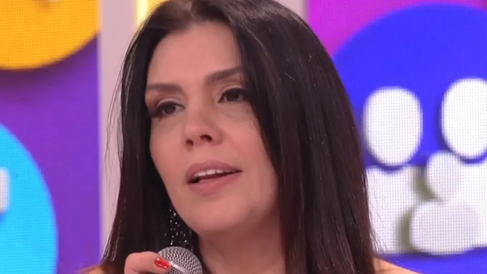 Simony revela cura após batalha contra câncer de intestino