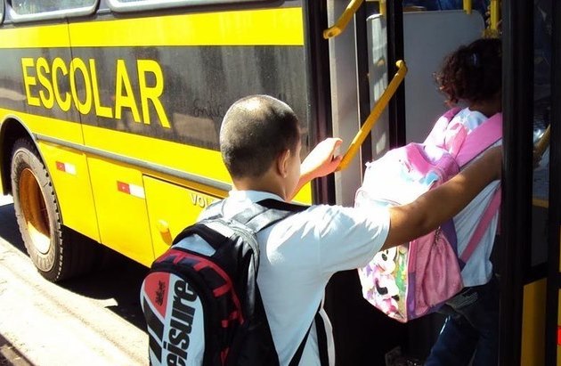 Alvorada viabiliza regularização do Transporte Escolar; desafio da volta às aulas presenciais nesta semana