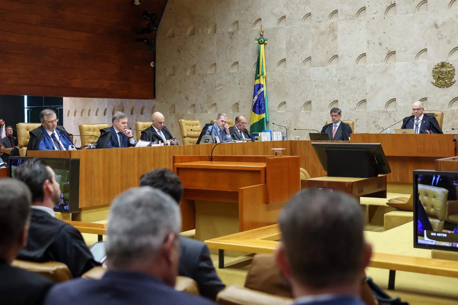 Percepção negativa do STF cresce entre advogados